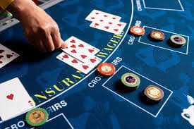 Antarmuka Pasar Togel patihtoto di ponsel dengan opsi deposit QRIS